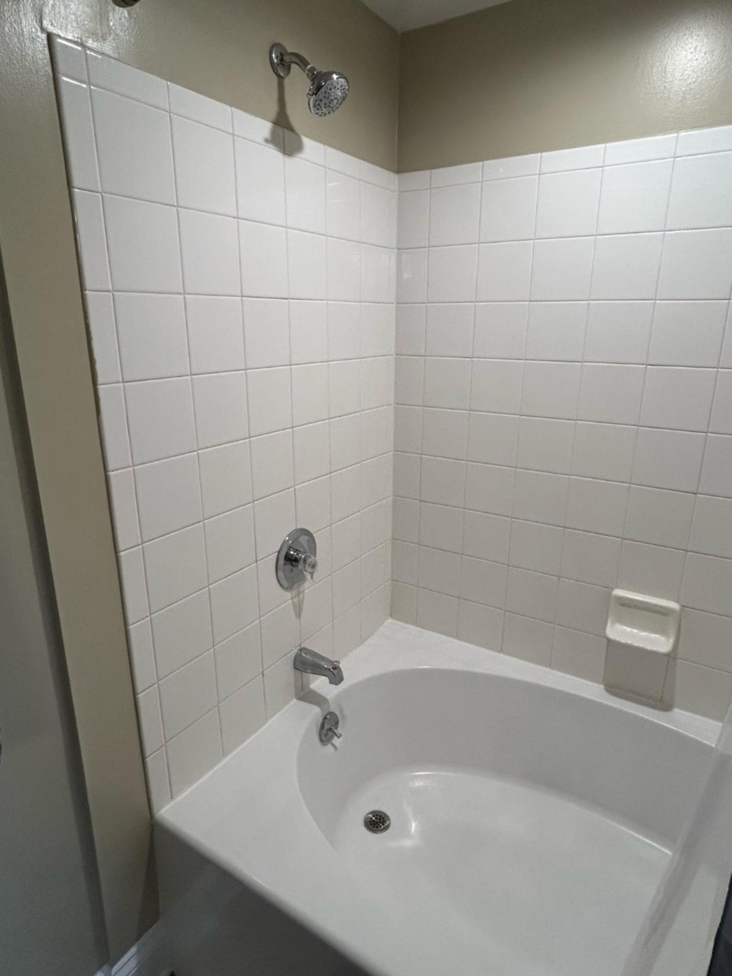 Spacious 2 Bedroom 2 Bathroom Apartment With Balcony In Uptown Charlotte! City Views & Free Parking! 외부 사진