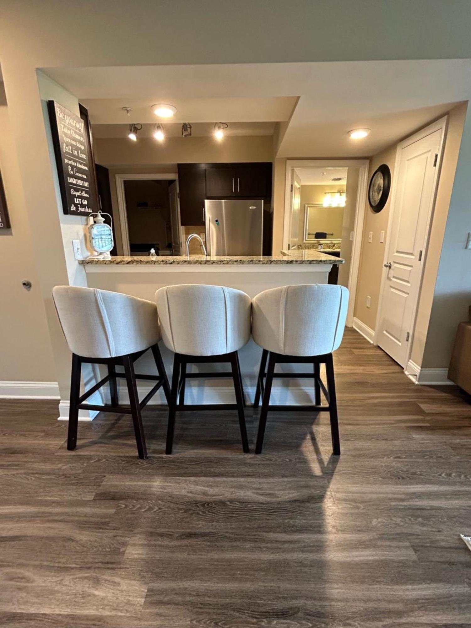 Spacious 2 Bedroom 2 Bathroom Apartment With Balcony In Uptown Charlotte! City Views & Free Parking! 외부 사진